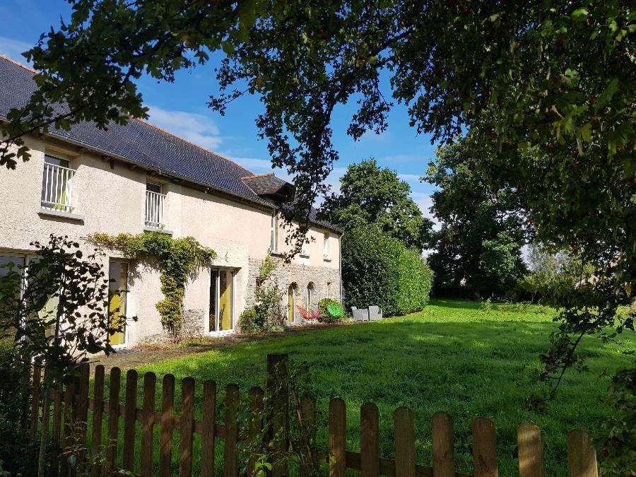 Auberge De La Hardouinais-Arduen Saint-Launeuc Екстериор снимка